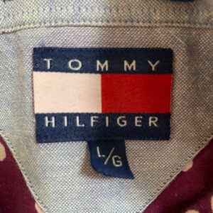 トミーヒルフィガーのタグや年代の識別。ブランドの違いも解説！【古着 